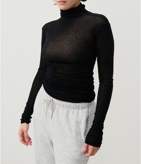 Massachusetts Turtleneck - Black